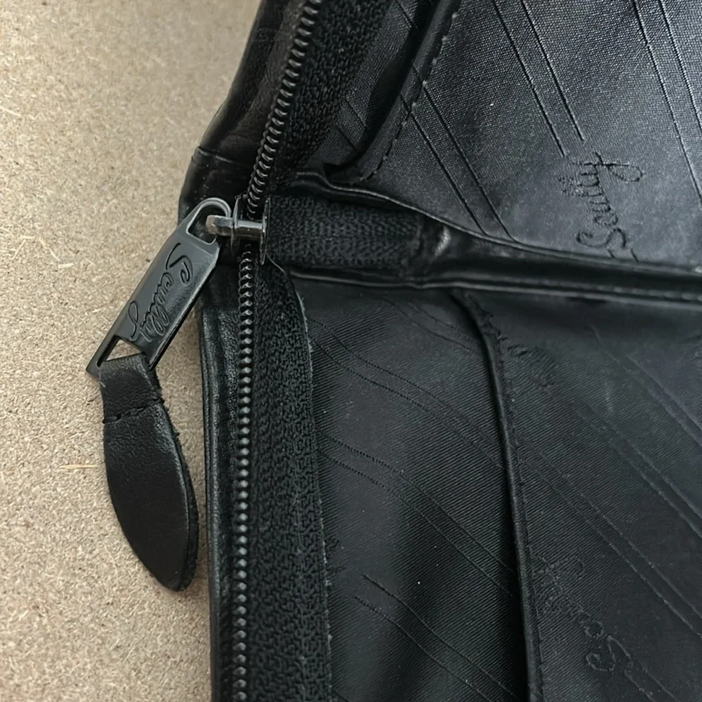 Scully Leather Black Briefcase vintage gently used condition